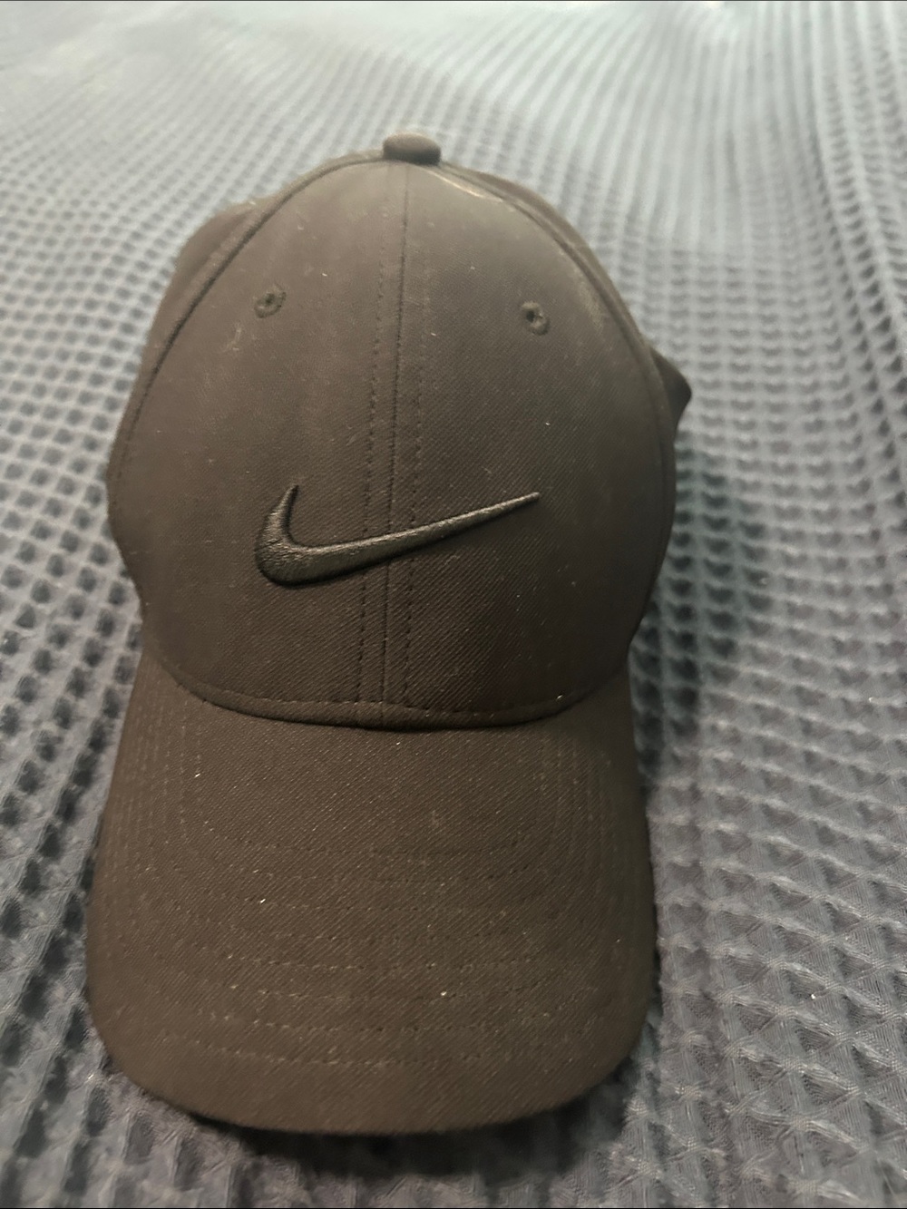 Nike Black Embroidered Swoosh Cap